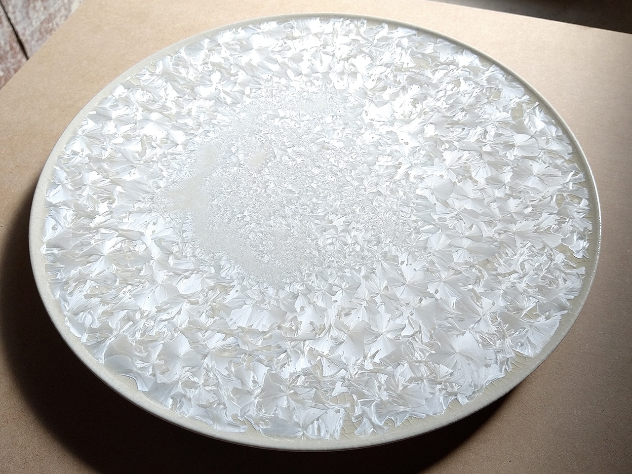 白の結晶皿