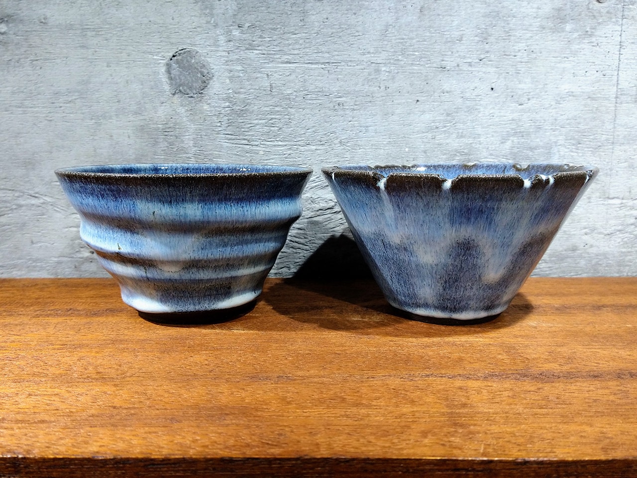 青い灰釉の4号浅鉢